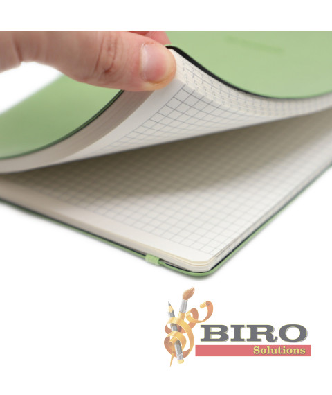 Agendă nedatată A5 pătrățele, 96 foi, IDEE OLIVE GREEN, copertă flexibilă cu elastic